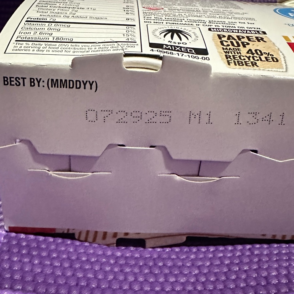 Nissin Cup Noodles Knee High Socks Bundle - Picture 4 of 4